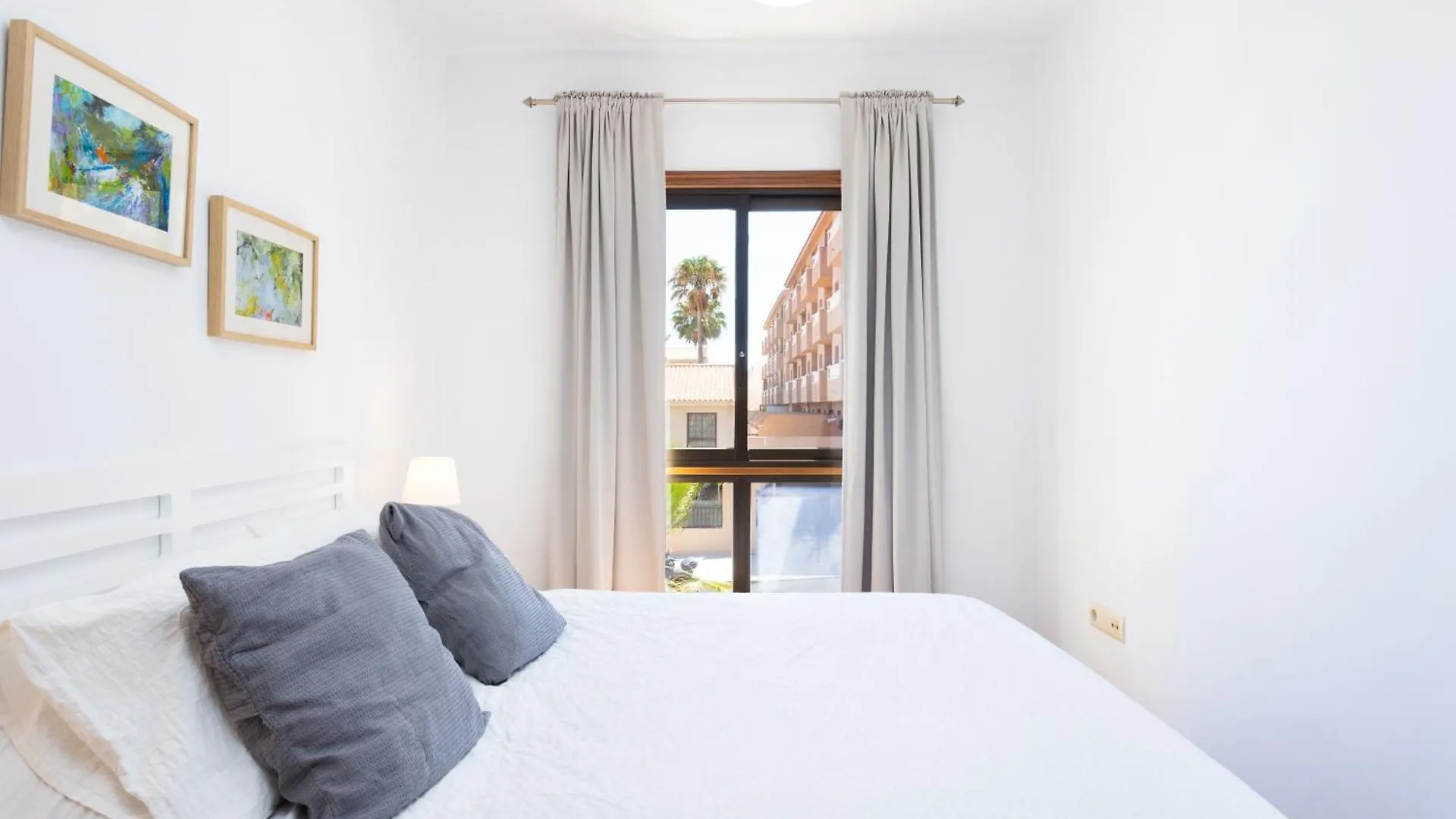 Appartement Home2Book Cozy & Bright El Medano, Pool & Terrace Espagne